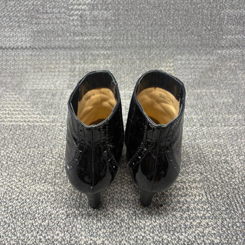 Cole Haan Women's 7B Black Patent Leather Chelsea Ankle Boots Wingtip Heels - Picture 11 of 11